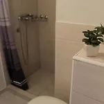 شقة & Mali Bulo بومينا