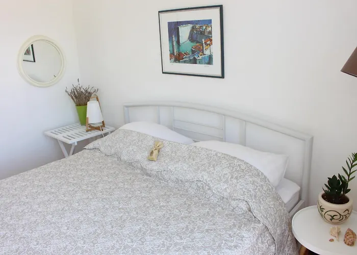 & Mali Bulo * Pomena